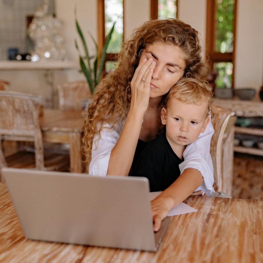 Remove an Executor Who Isn’t Doing Their Job Family reviewing probate issues with legal paperwork and executor disputes